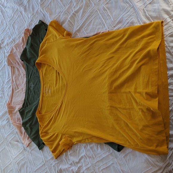 BANANA REPUBLIC/ J CREW T-Shirts - Picture 1 of 5